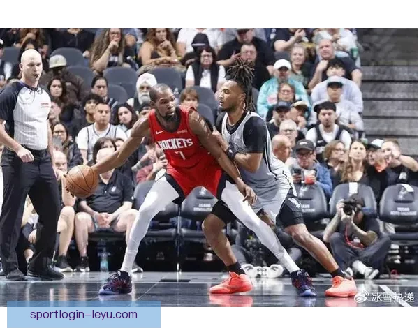 活塞时隔18年再创55胜纪录 杜伦复出贡献31分9篮板轻取猛龙